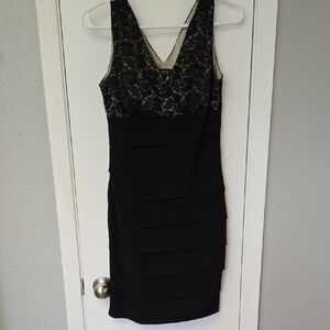 Enfocus Studio Black Sleeveless V-Neck Sheath Dress